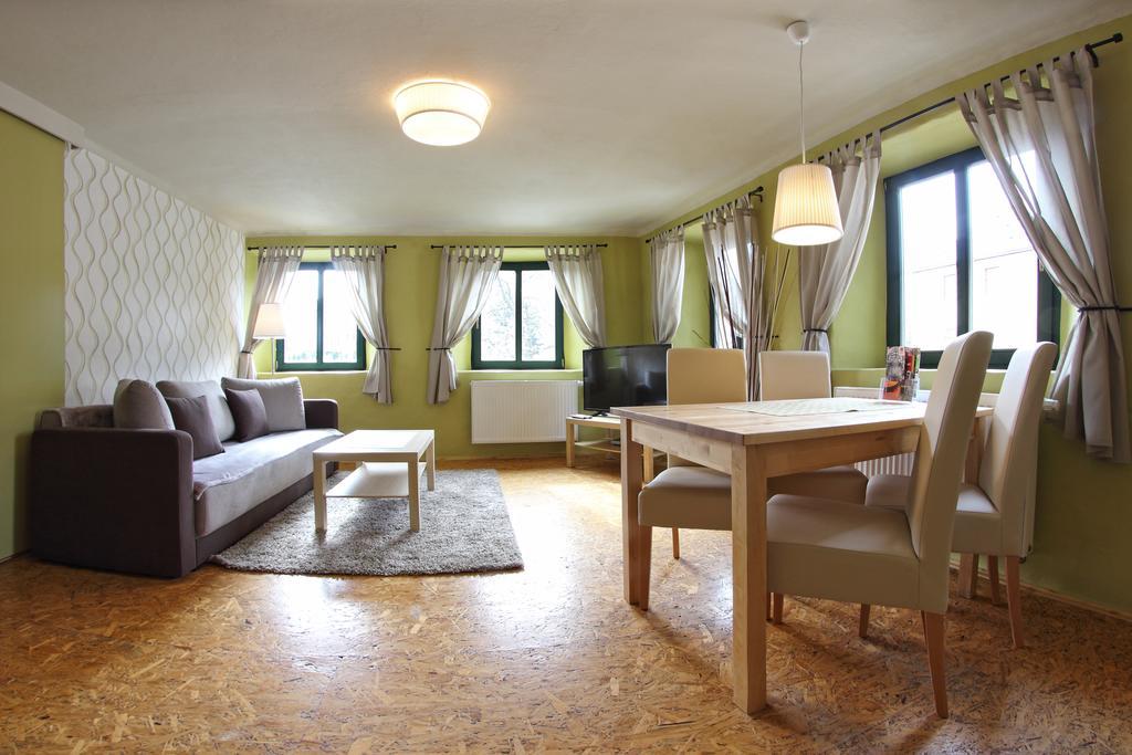 Apartmany Milenium Либерц Экстерьер фото